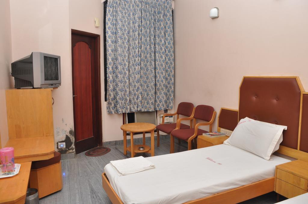 Hotel Pearls Madurai Eksteriør bilde