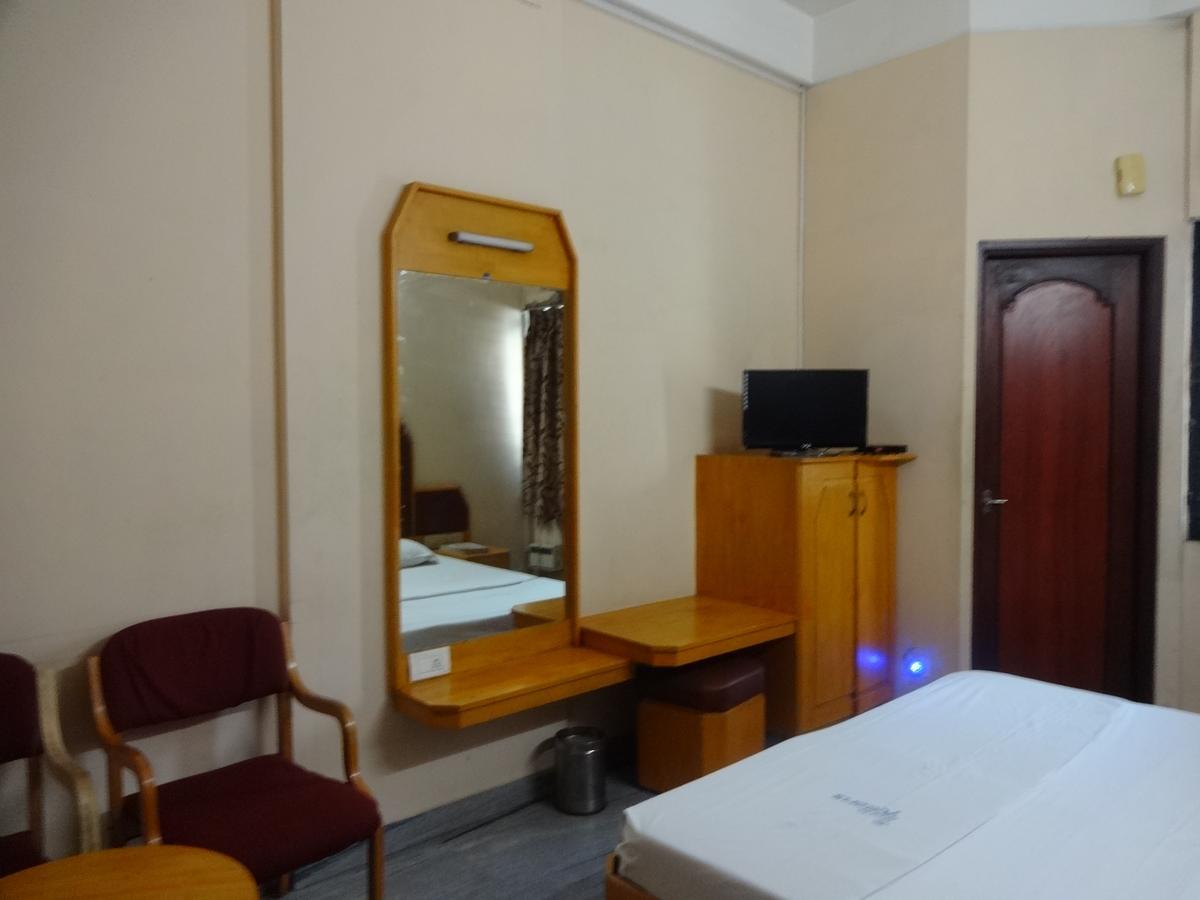 Hotel Pearls Madurai Eksteriør bilde